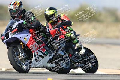 media/Dec-01-2025-Moto Forza (Mon) [[2daa91e15f]]/2-Intermediate Group/Session 3 (Turn 3)/